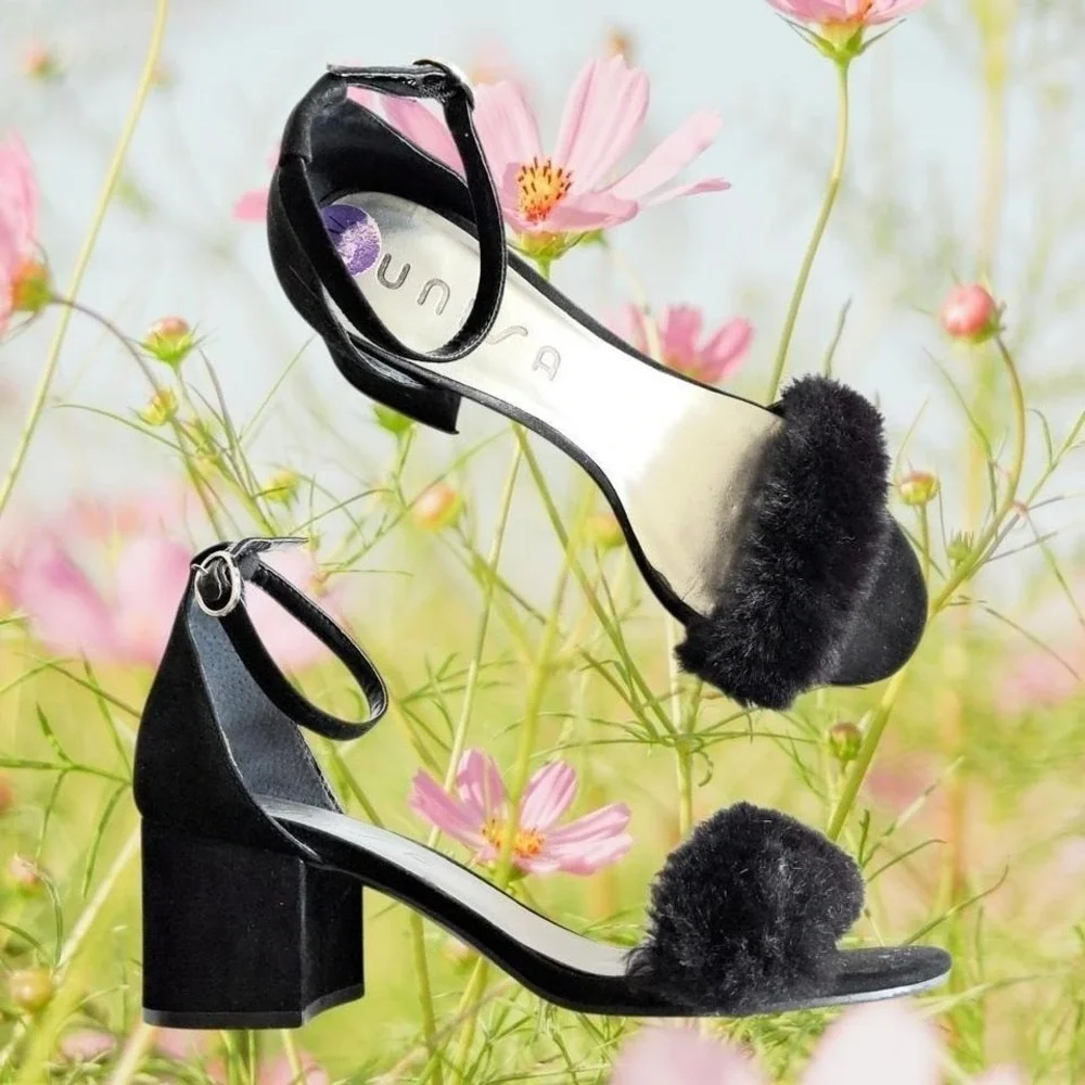 Unisa Black faux fur block heels sandals 8.5/9 y2kstyle goth whimsygoth‎ fairy